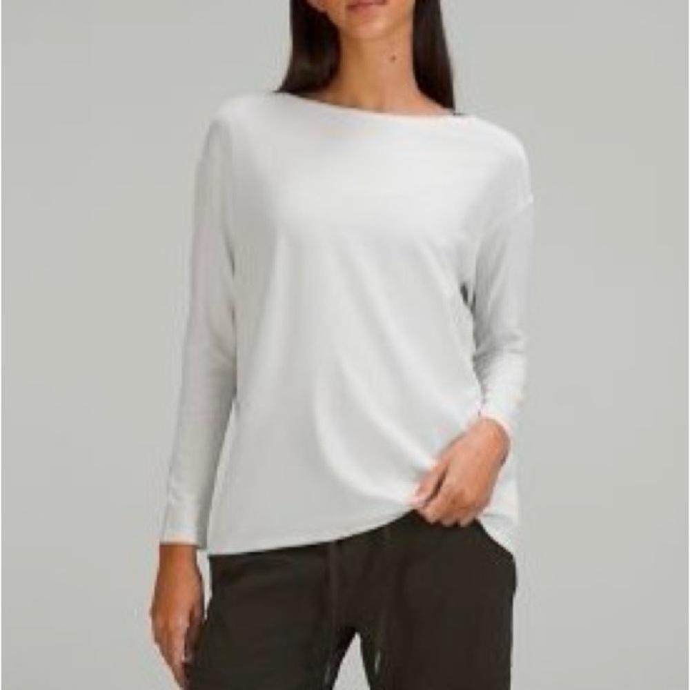 Lululemon medium Women's White Long Sleeve Top